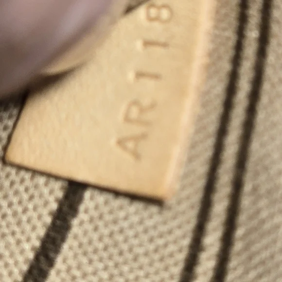 Louis Vuitton Brown Monogram Shoulder Bag - Picture 9 of 14